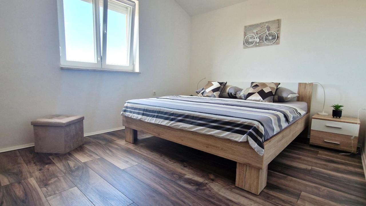 Apartment Goran 克尔克 外观 照片