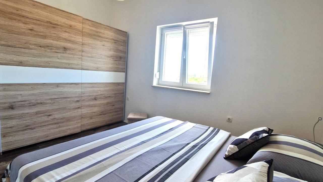 Apartment Goran 克尔克 外观 照片